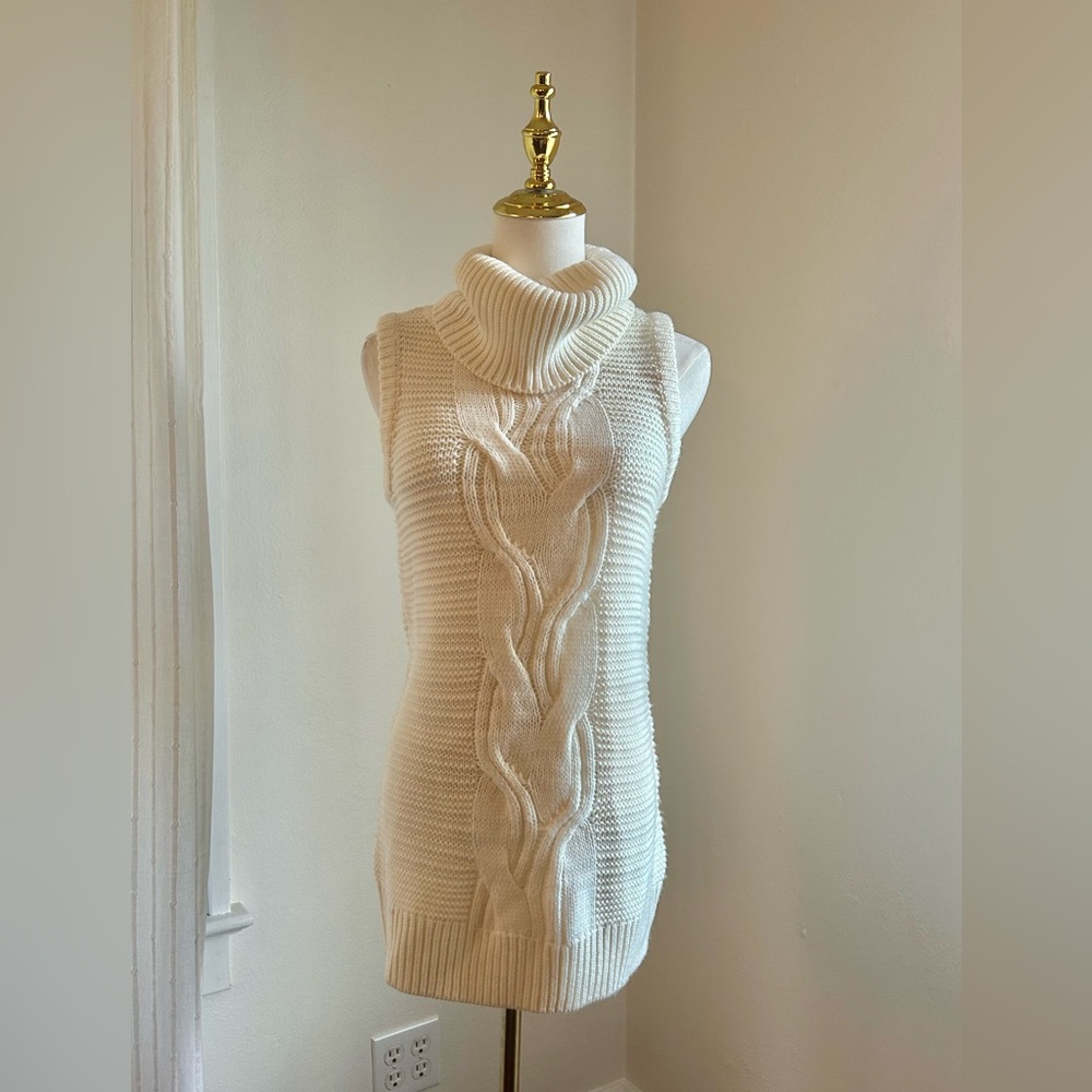 Eva Mendes for New York & Company White Knit Top